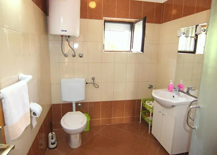 Apartment With A Parking Space Pag - 12892 *