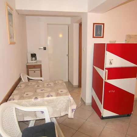 With A Parking Space Pag - 12892 *