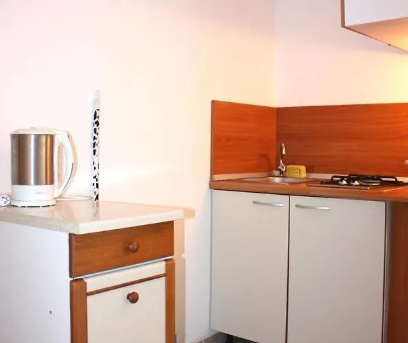 With A Parking Space Pag - 12892 *